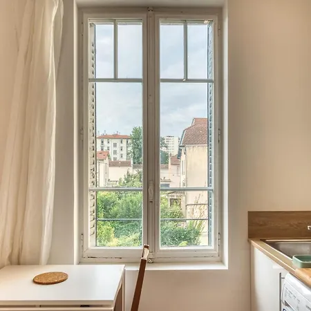 La Urbaine - Grand - Proche Metro B Apartmán Lyon